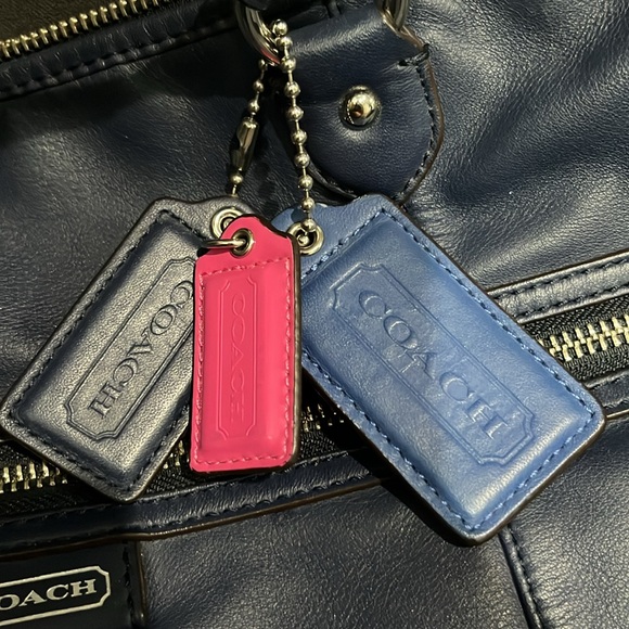 EUC Coach Daisy Emma Tote in Navy - Picture 3 of 8